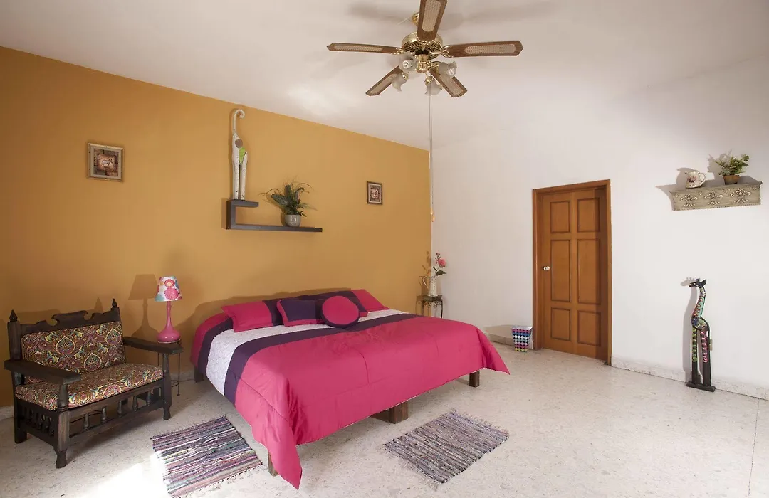 Hostal Galerie-1